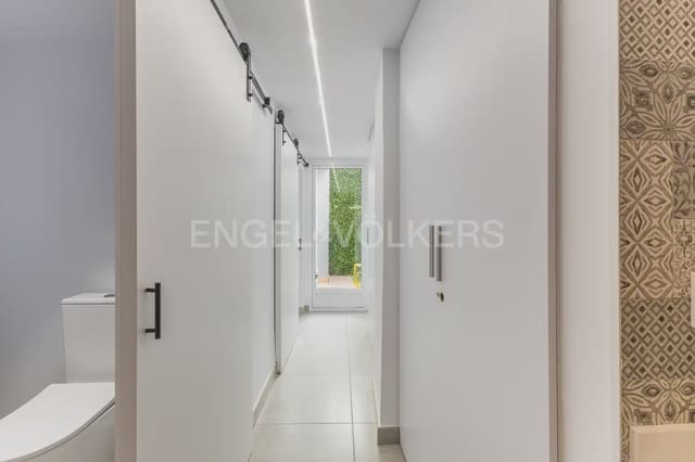 1 soveværelse Lejlighed til leje i La Seu, Valencia by - € 1.300 (Ref: 9968995)