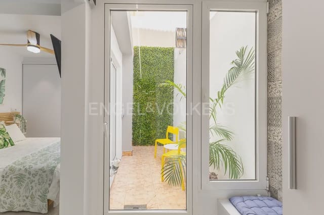1 soveværelse Lejlighed til leje i La Seu, Valencia by - € 1.300 (Ref: 9968995)
