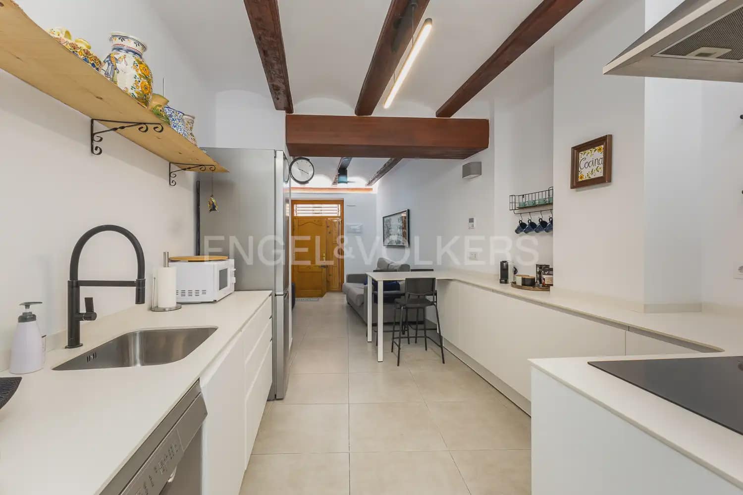 1 soveværelse Lejlighed til leje i Valencia by - € 1.300 (Ref: 9968995)