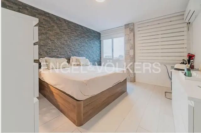 2 soveværelse Lejlighed til salg i La Creu del Grau, Valencia by - € 295.000 (Ref: 9970844)