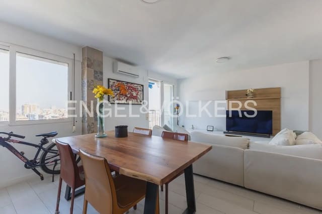 2 slaapkamer Flat te koop in La Creu del Grau, Valencia stad - € 295.000 (Ref: 9970844)