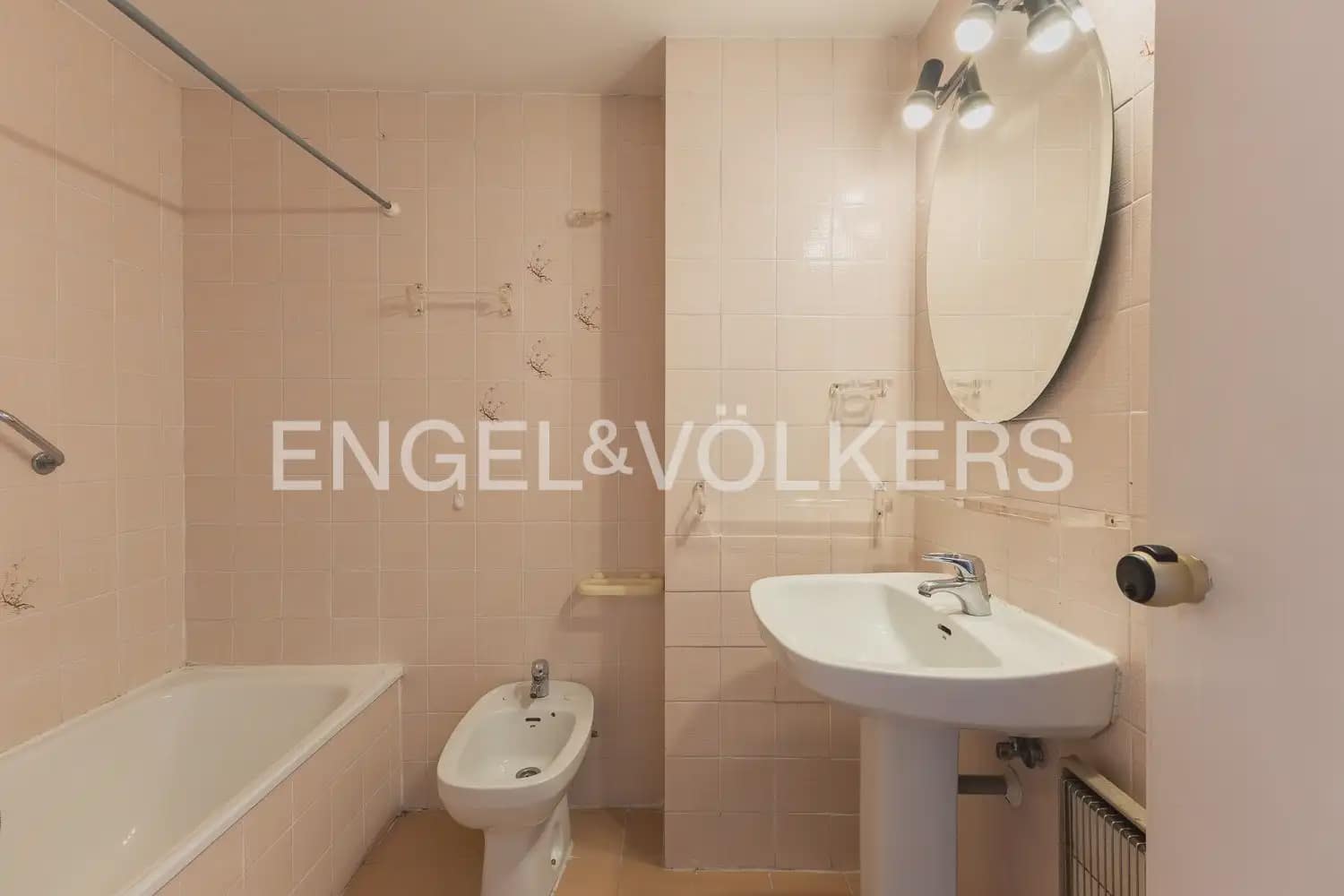 3 soveværelse Lejlighed til leje i Valencia by med garage - € 1.600 (Ref: 9970845)