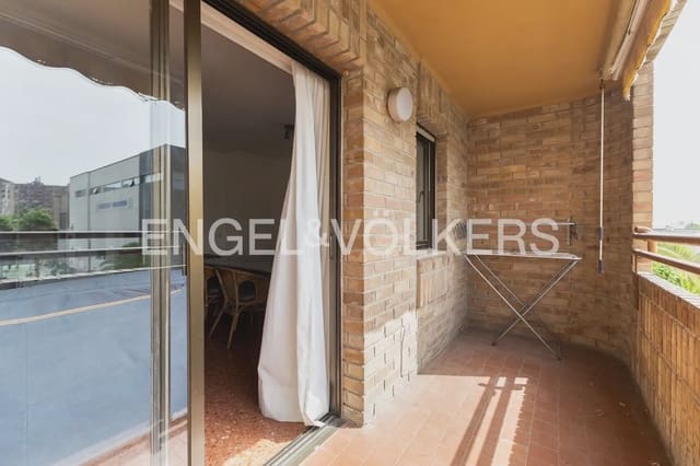 3 soveværelse Lejlighed til leje i Benimaclet, Valencia by med garage - € 1.600 (Ref: 9970845)