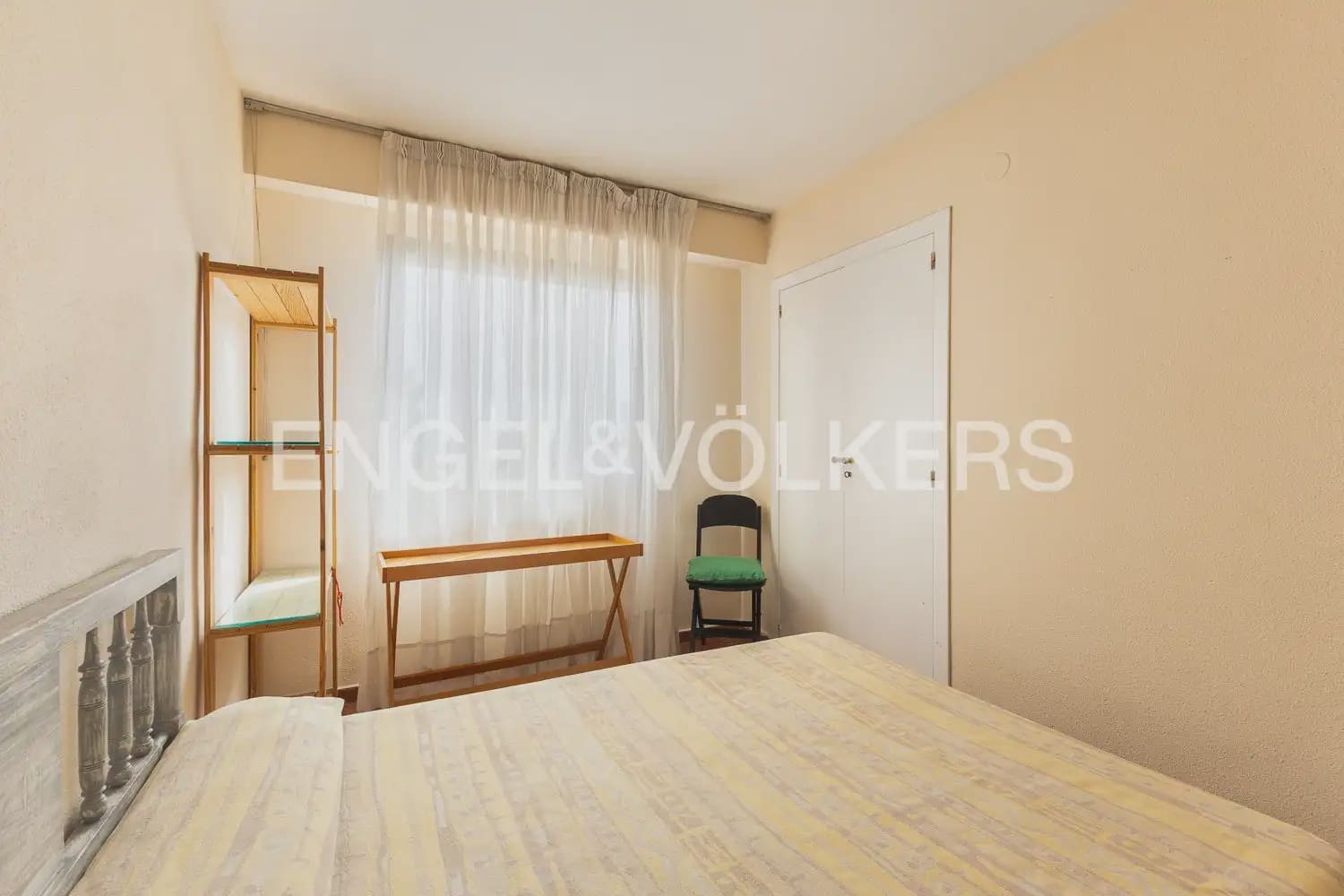 3 soveværelse Lejlighed til leje i Valencia by med garage - € 1.600 (Ref: 9970845)