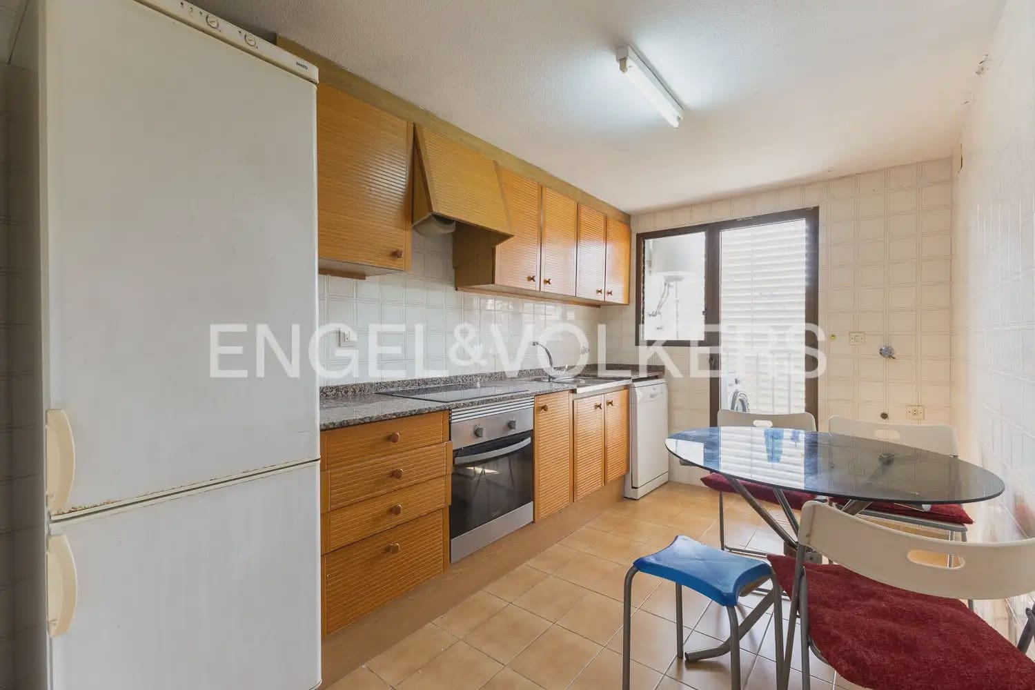 3 soveværelse Lejlighed til leje i Valencia by med garage - € 1.600 (Ref: 9970845)