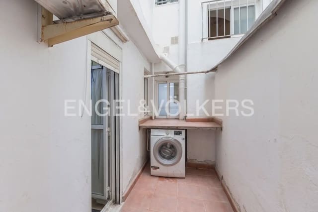 2 soverom Leilighet til salgs i Cabanyal-Canyamelar, Valencia by - € 360 000 (Ref: 9971652)