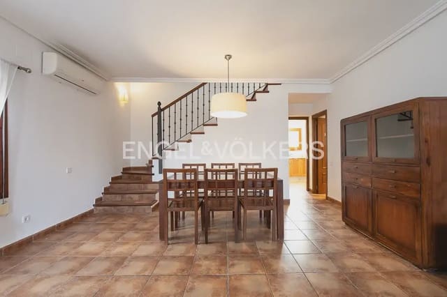 4 soveværelse Villa til leje i L'Eliana med swimmingpool garage - € 2.300 (Ref: 9971654)
