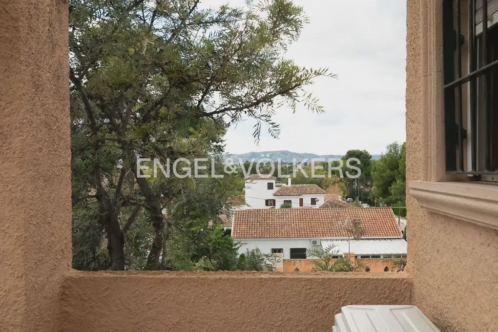 4 soveværelse Villa til leje i L'Eliana med swimmingpool garage - € 2.300 (Ref: 9971654)