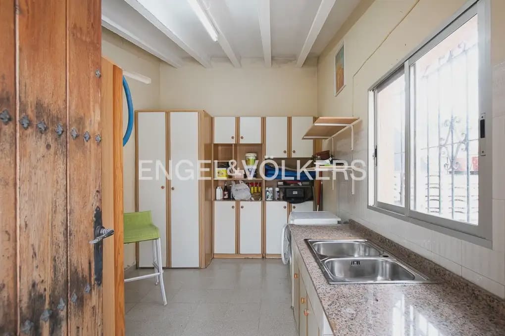 4 soveværelse Villa til leje i L'Eliana med swimmingpool garage - € 2.300 (Ref: 9971654)
