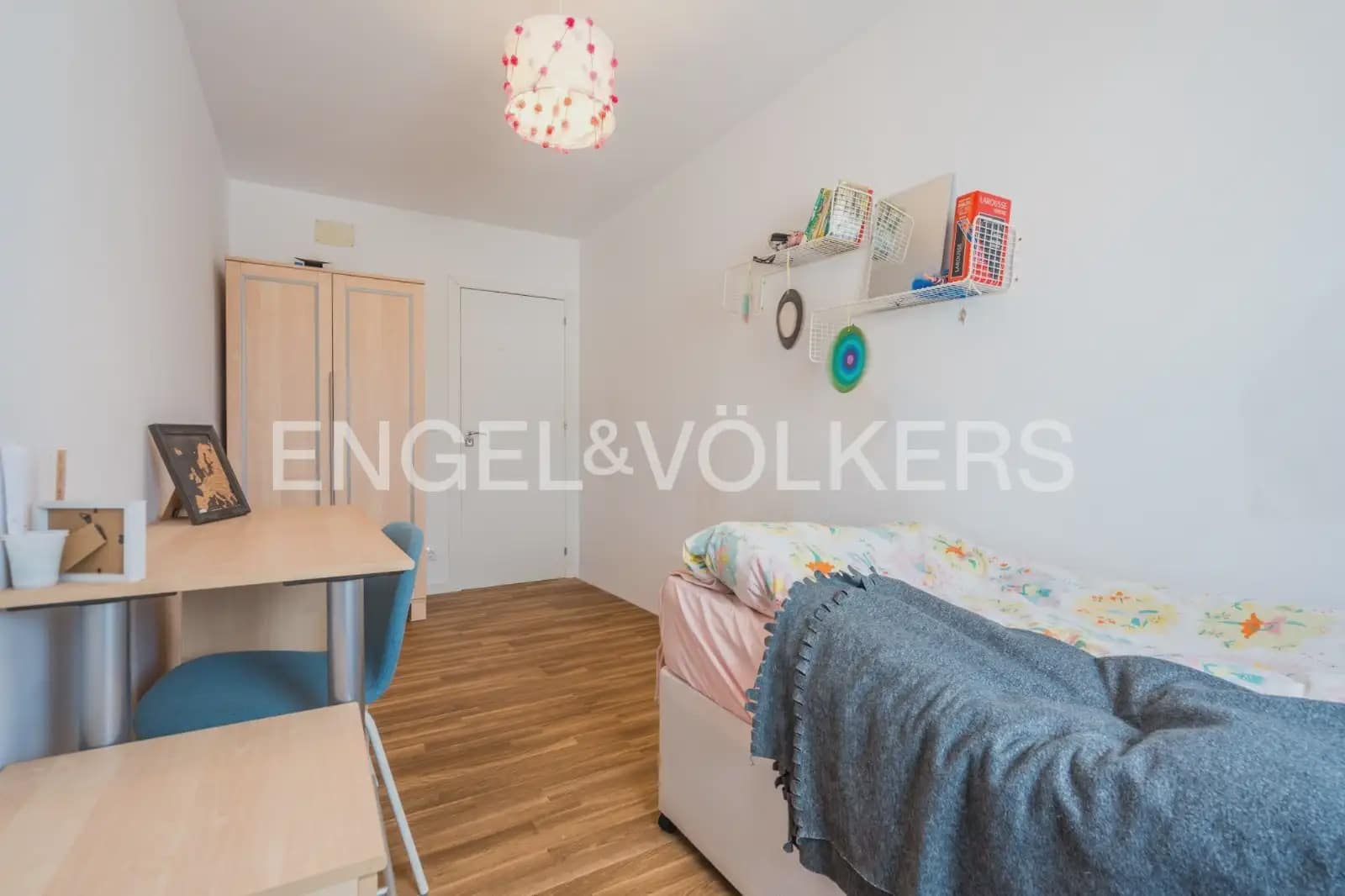 4 bedroom Flat for rent in Sagunto / Sagunt - € 1,250 (Ref: 9972214)