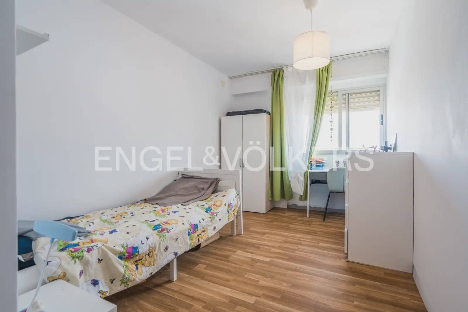 4 bedroom Flat for rent in Sagunto / Sagunt - € 1,250 (Ref: 9972214)