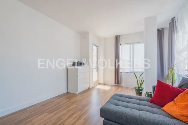 4 slaapkamer Flat te huur in Sagunto / Sagunt - € 1.250 (Ref: 9972214)
