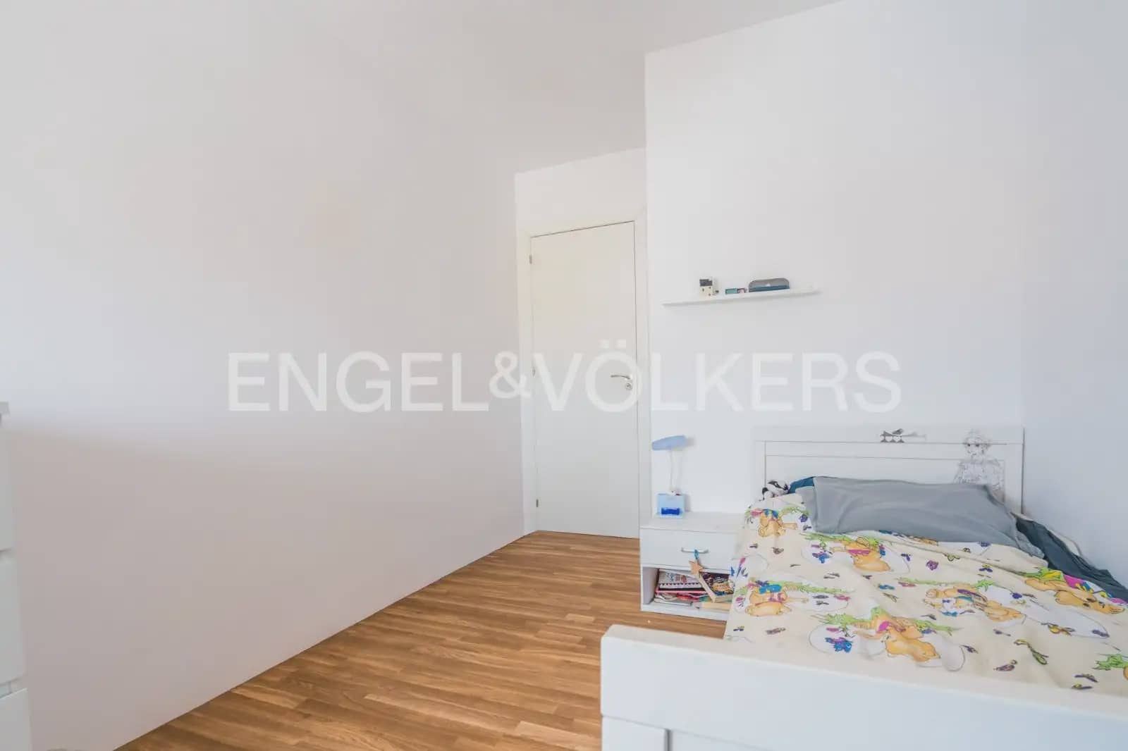 4 bedroom Flat for rent in Sagunto / Sagunt - € 1,250 (Ref: 9972214)