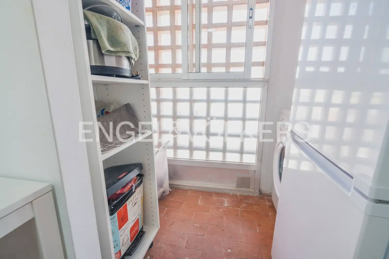 4 bedroom Flat for rent in Sagunto / Sagunt - € 1,250 (Ref: 9972214)