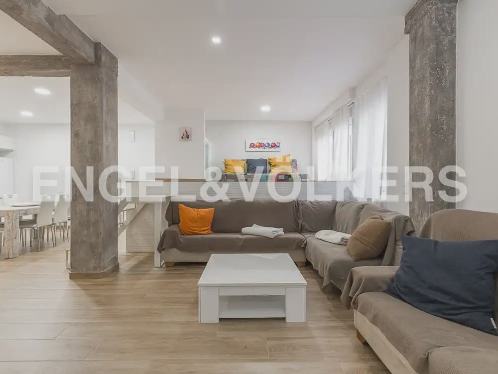 4 camera da letto Appartamento da affittare in Valencia citta con garage - 2.100 € (Rif: 9972325)