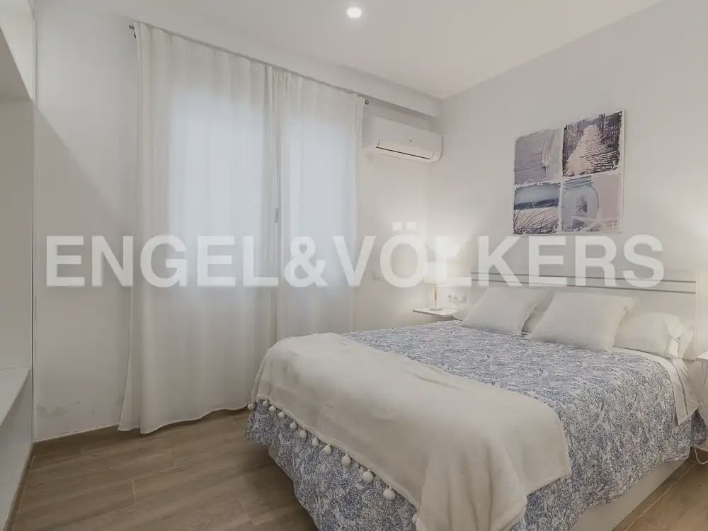 4 camera da letto Appartamento da affittare in Valencia citta con garage - 2.100 € (Rif: 9972325)