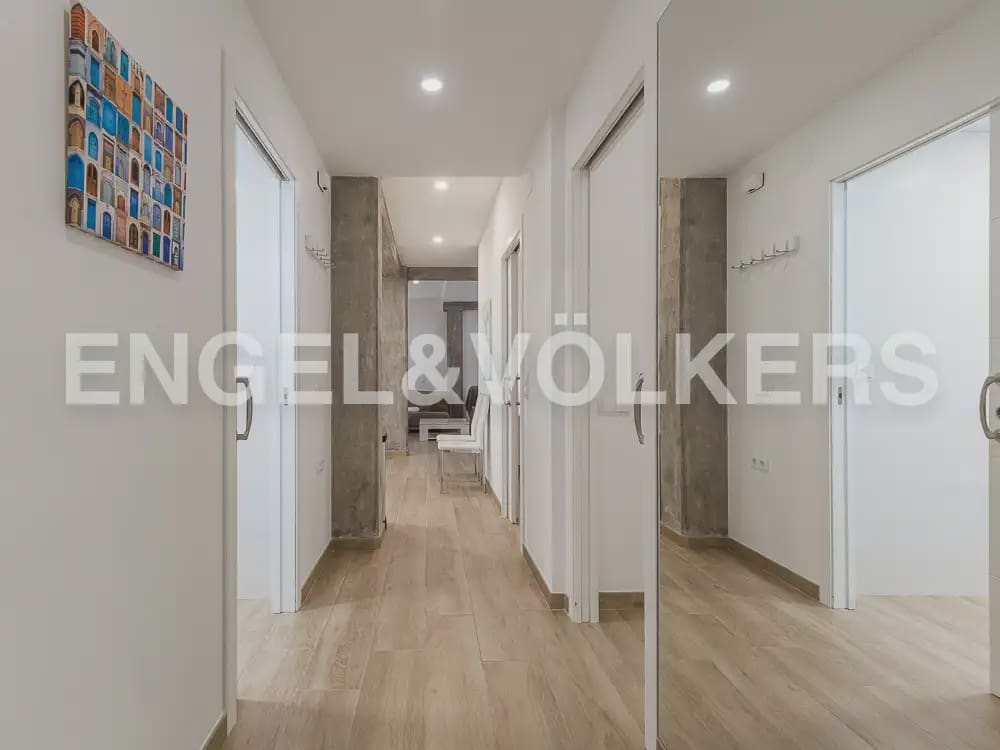 4 camera da letto Appartamento da affittare in Valencia citta con garage - 2.100 € (Rif: 9972325)