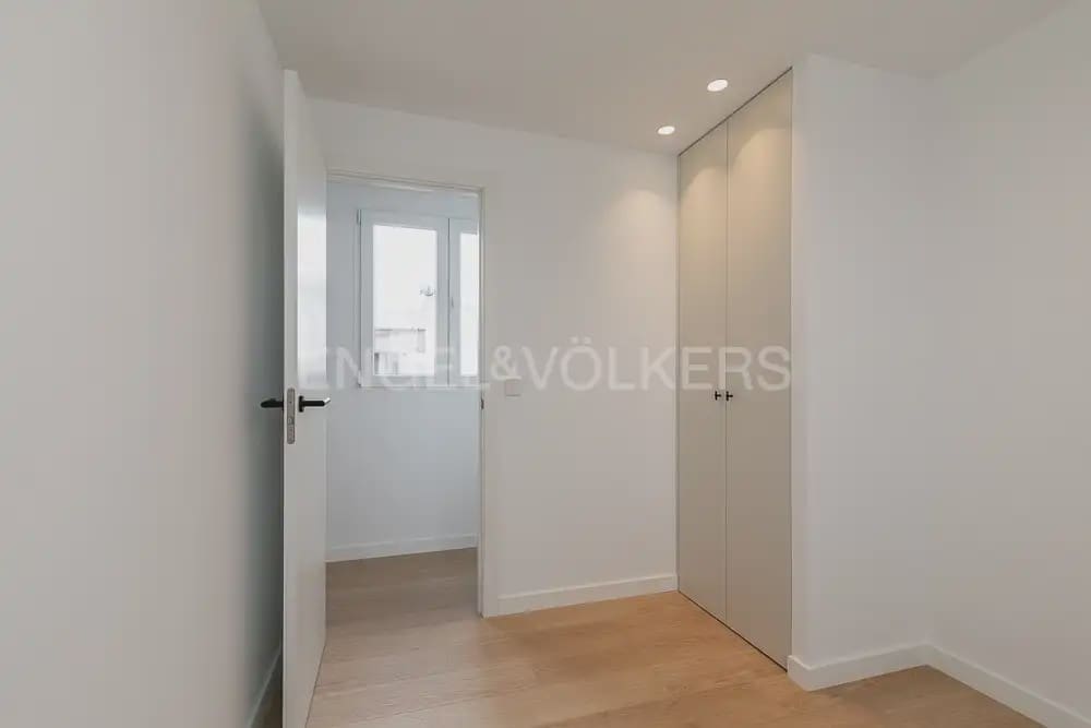 3 camera da letto Appartamento da affittare in Valencia citta con garage - 1.600 € (Rif: 9972326)