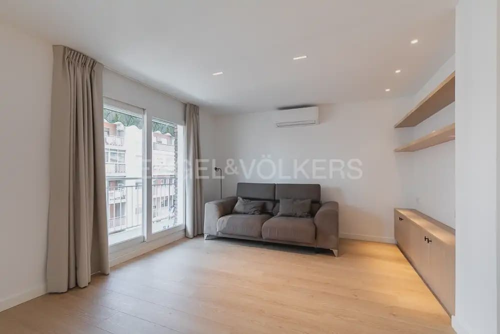 3 camera da letto Appartamento da affittare in Valencia citta con garage - 1.600 € (Rif: 9972326)