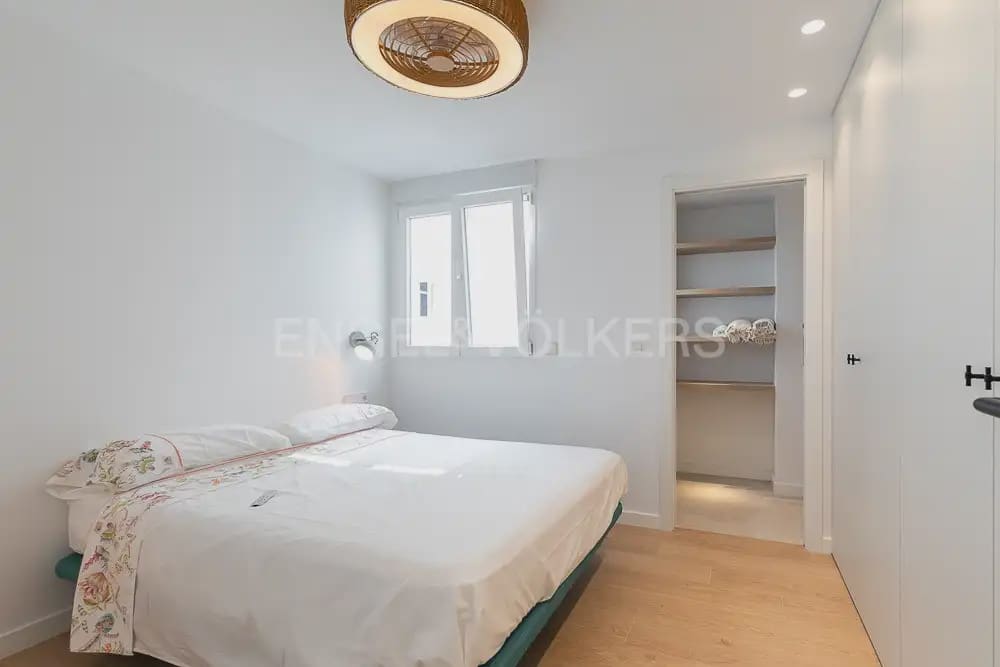3 camera da letto Appartamento da affittare in Valencia citta con garage - 1.600 € (Rif: 9972326)