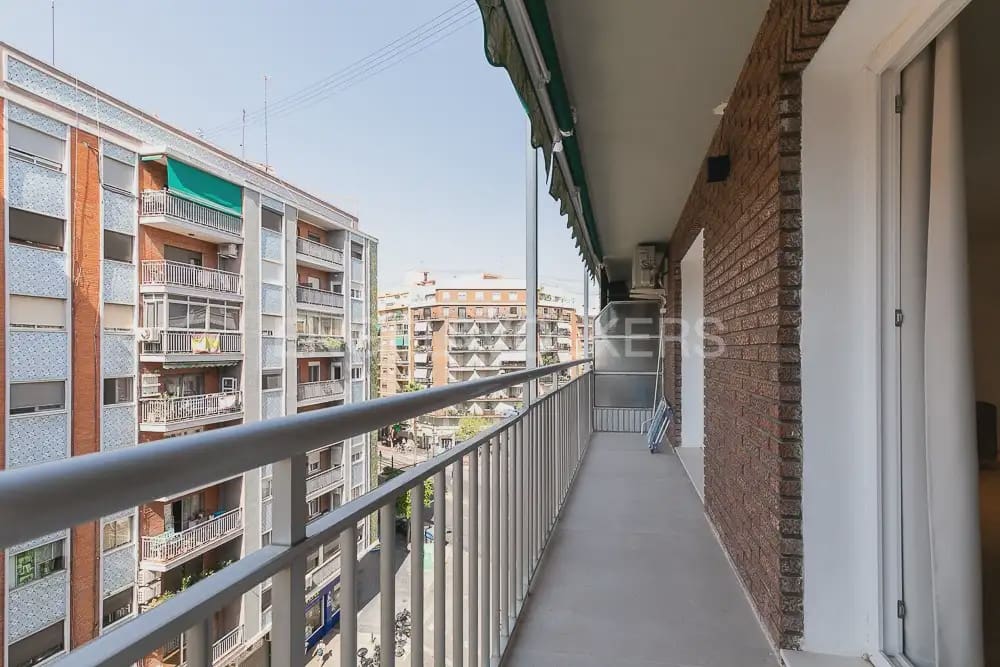 3 camera da letto Appartamento da affittare in Valencia citta con garage - 1.600 € (Rif: 9972326)