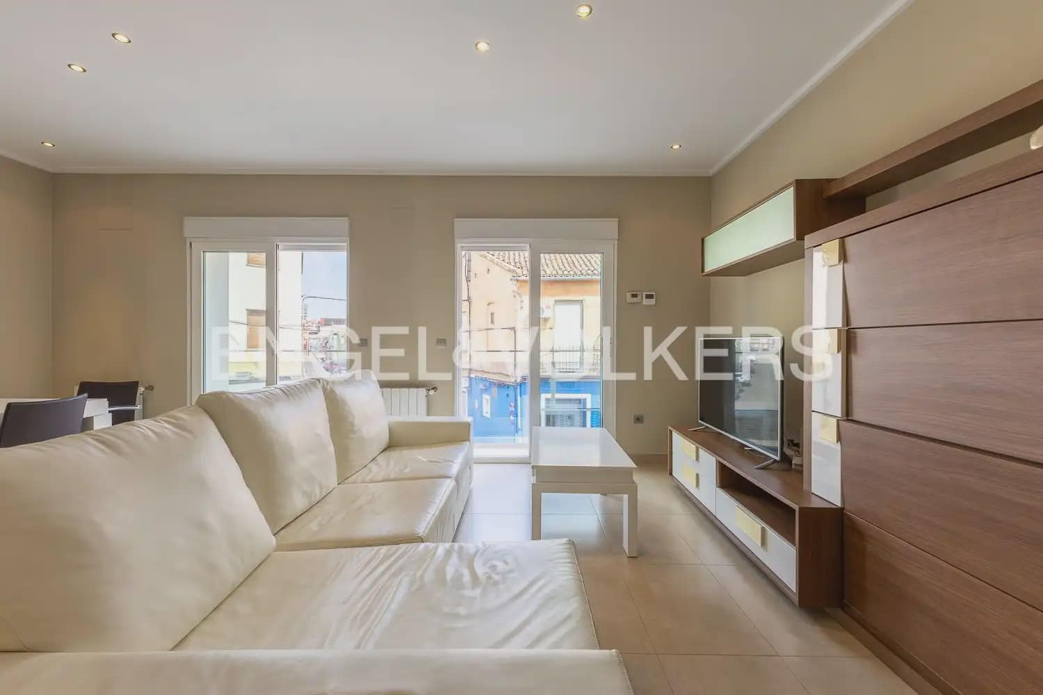 5 slaapkamer Huis te koop in Carcaixent met garage - € 340.000 (Ref: 9973750)