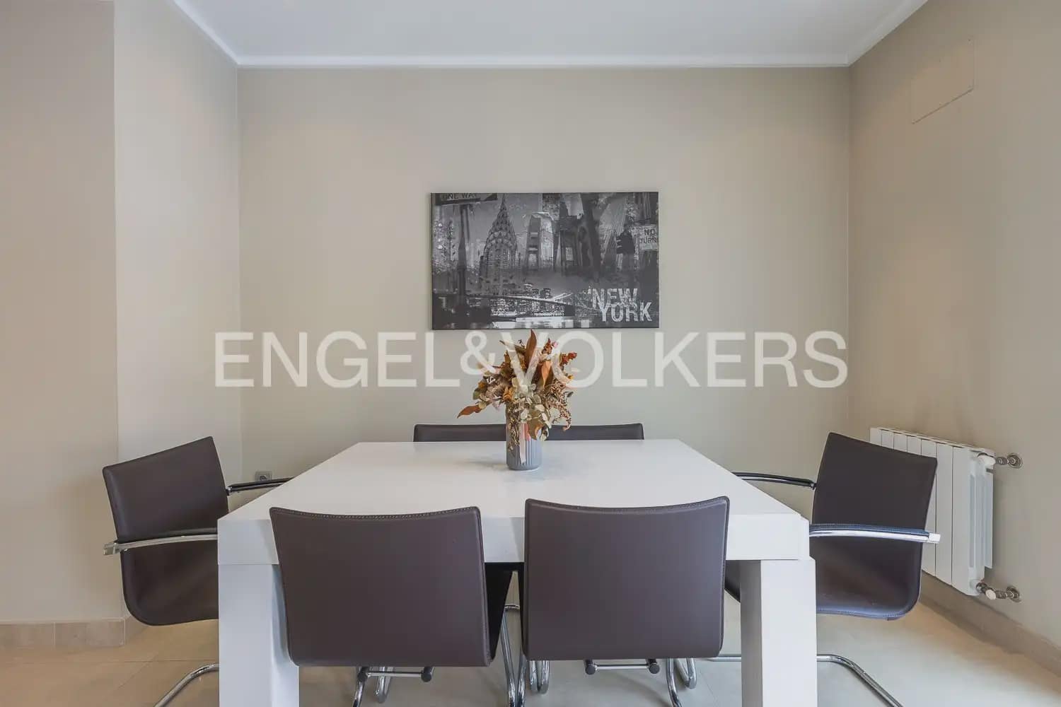 5 slaapkamer Huis te koop in Carcaixent met garage - € 340.000 (Ref: 9973750)