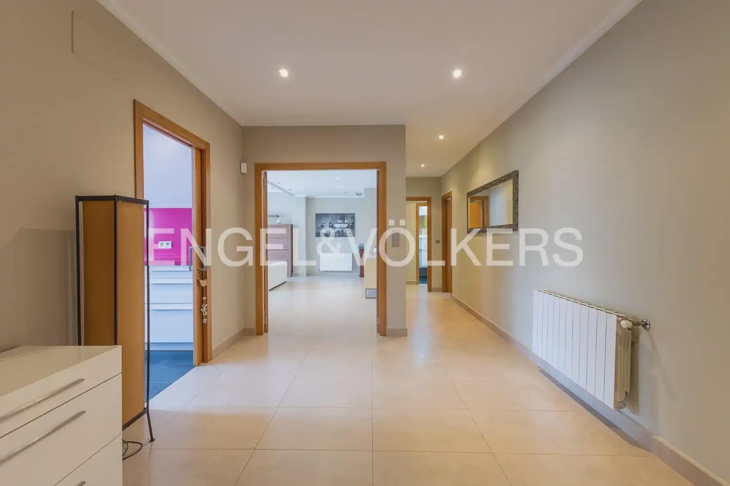 5 slaapkamer Huis te koop in Carcaixent met garage - € 340.000 (Ref: 9973750)