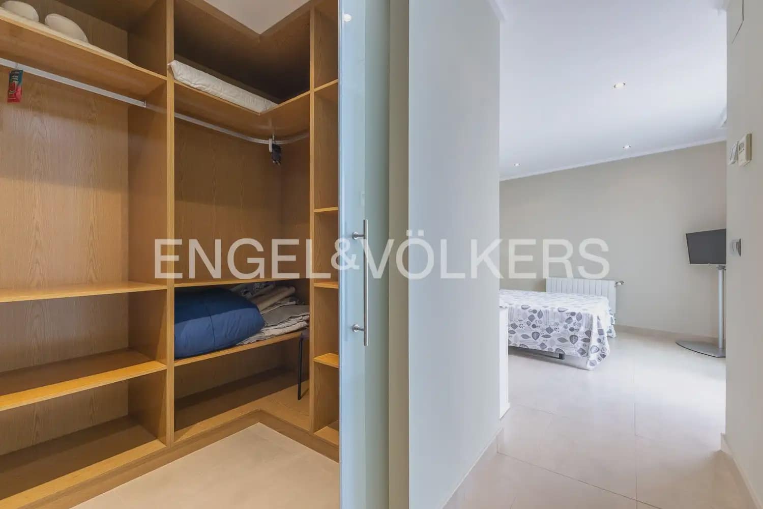 5 slaapkamer Huis te koop in Carcaixent met garage - € 340.000 (Ref: 9973750)