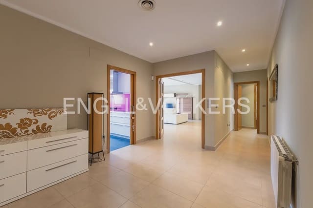 5 sovrum Hus till salu i Carcaixent med garage - 340 000 € (Ref: 9973750)