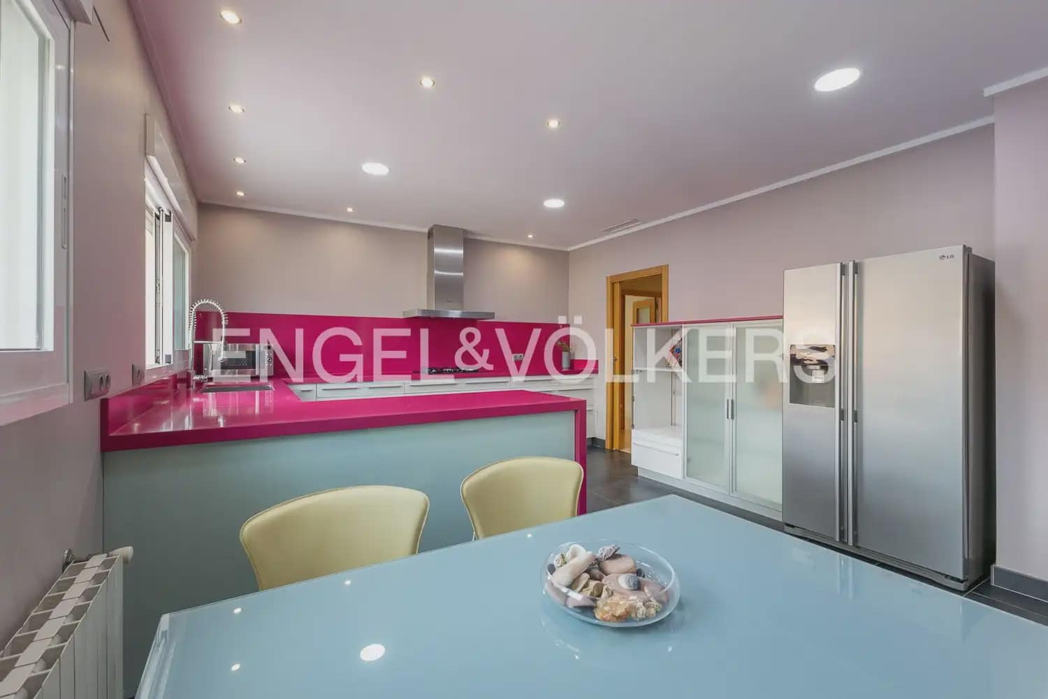 5 slaapkamer Huis te koop in Carcaixent met garage - € 340.000 (Ref: 9973750)