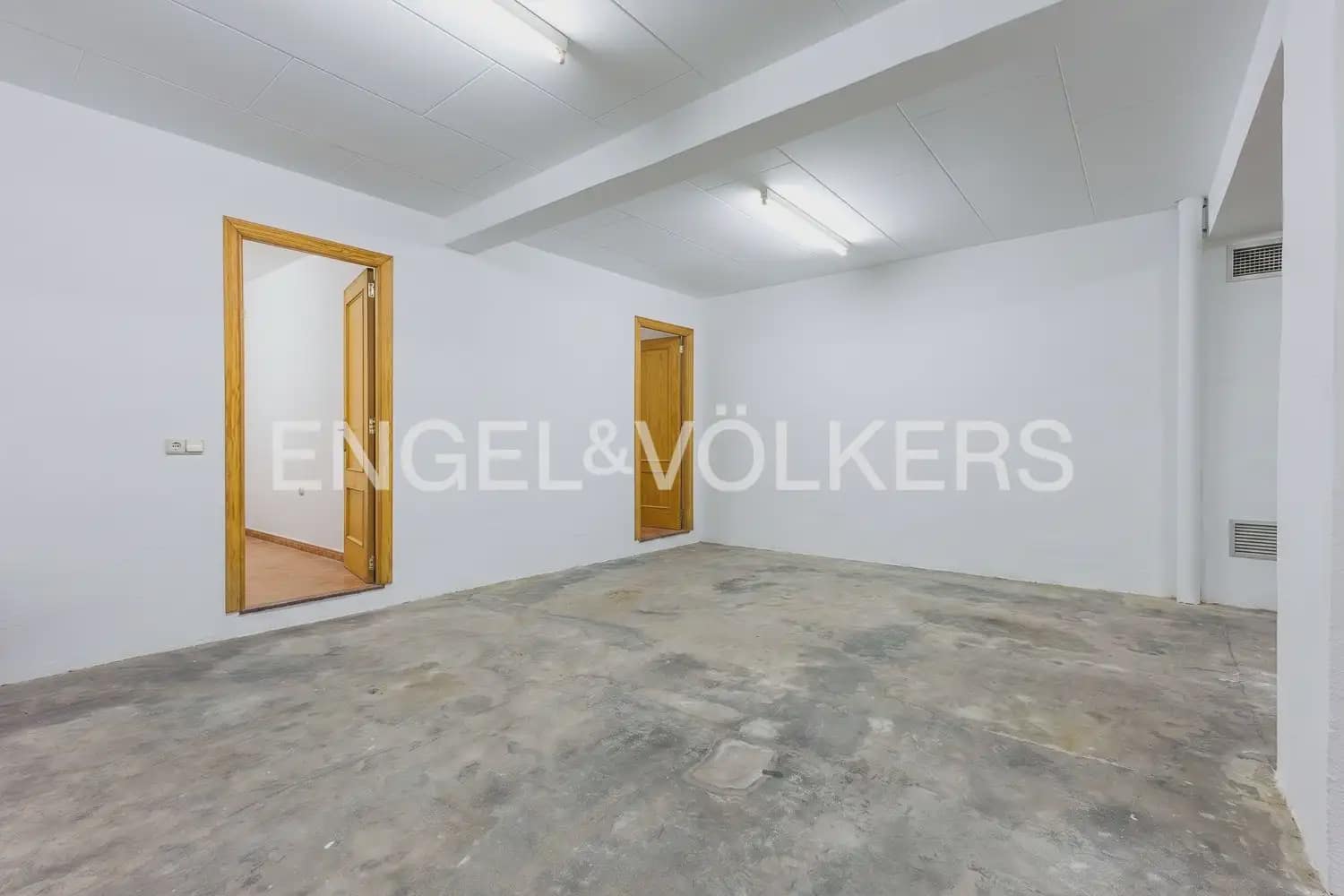 5 slaapkamer Huis te koop in Carcaixent met garage - € 340.000 (Ref: 9973750)