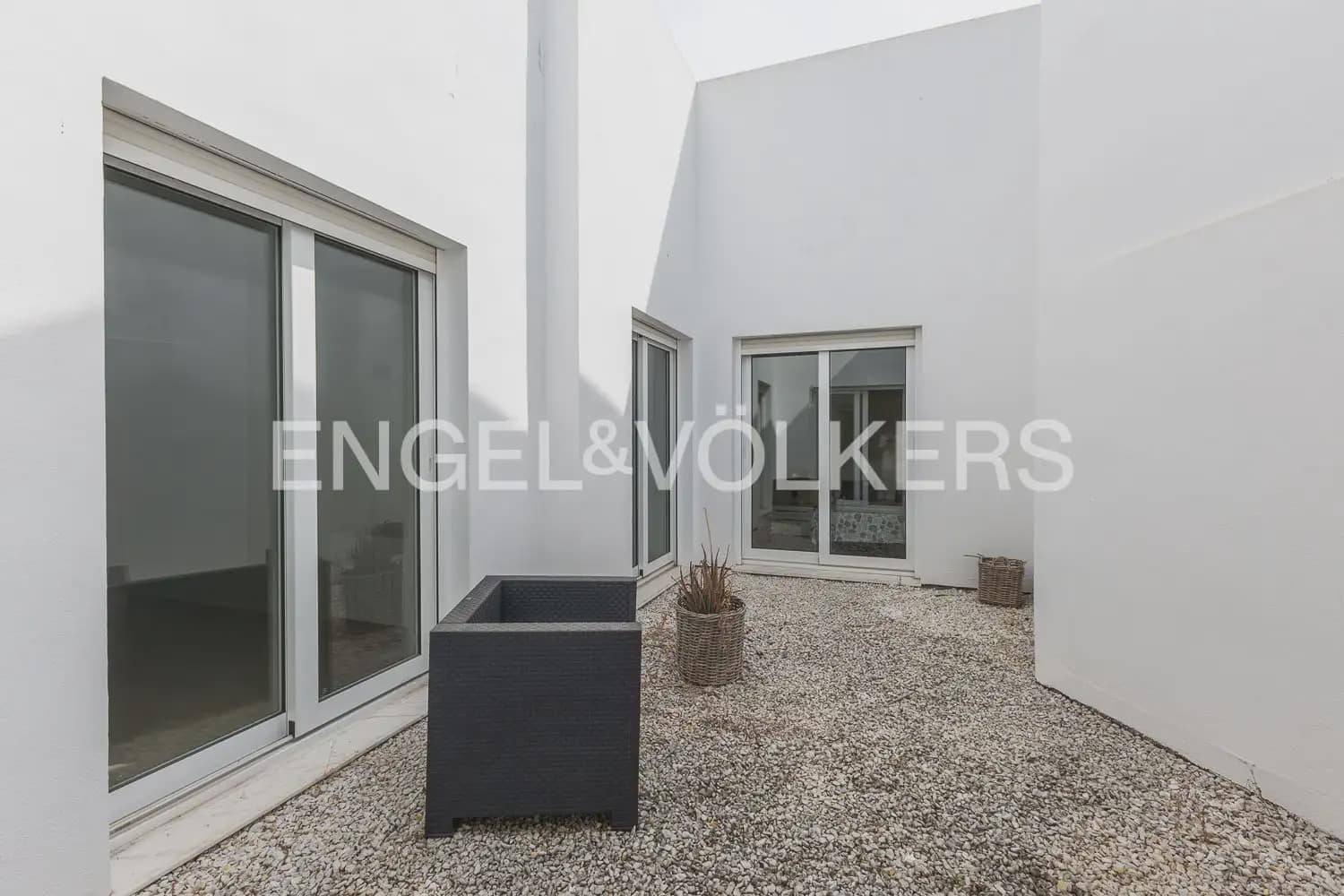 5 slaapkamer Huis te koop in Carcaixent met garage - € 340.000 (Ref: 9973750)
