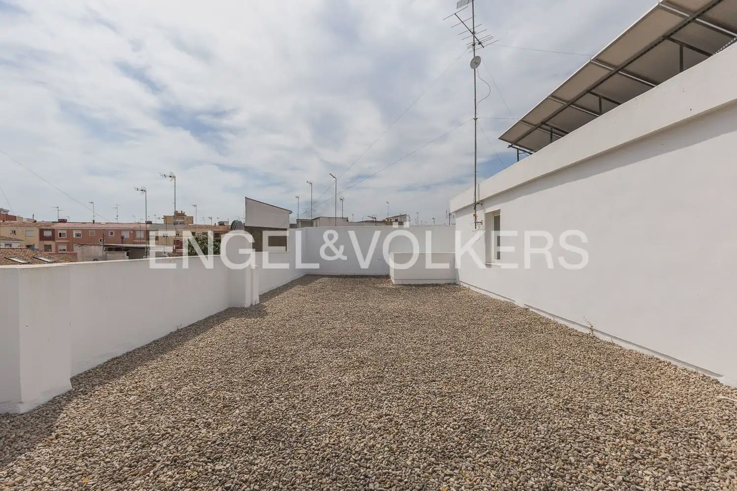 5 slaapkamer Huis te koop in Carcaixent met garage - € 340.000 (Ref: 9973750)