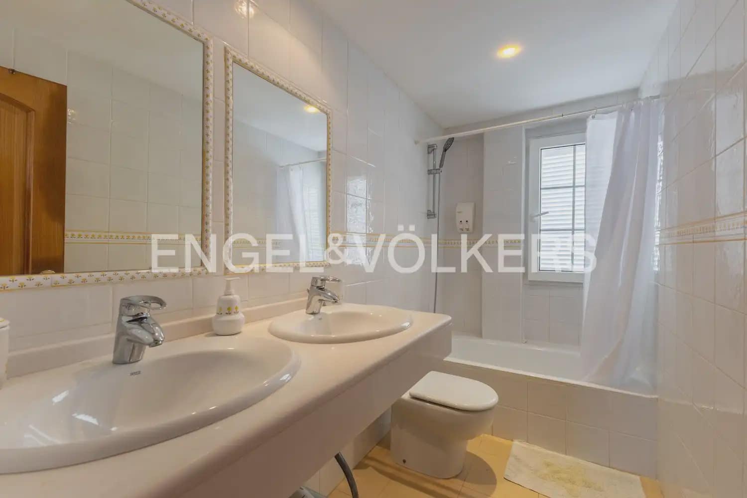 4 bedroom Villa for sale in Cullera with garage - € 700,000 (Ref: 9973751)