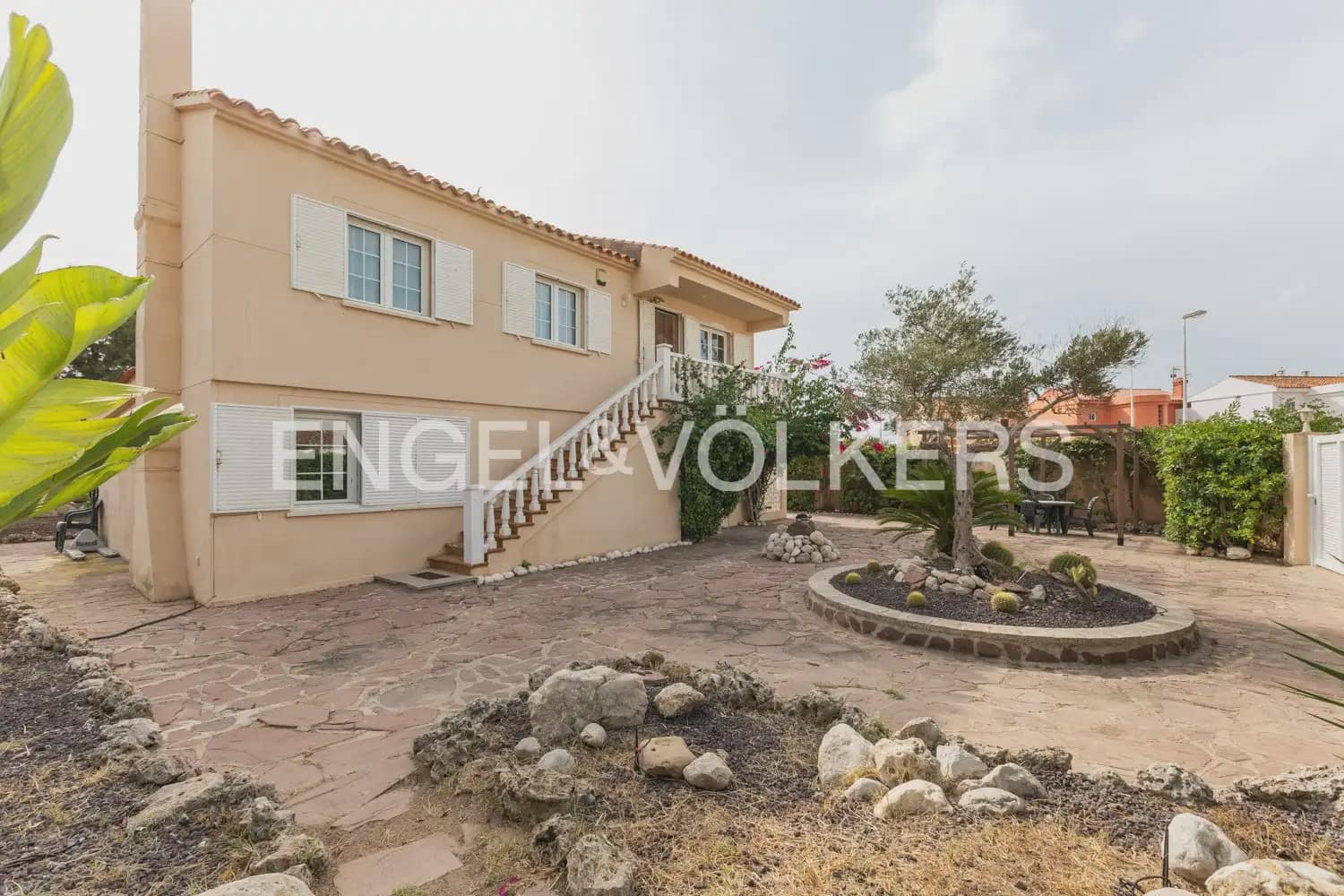 4 bedroom Villa for sale in Cullera with garage - € 700,000 (Ref: 9973751)