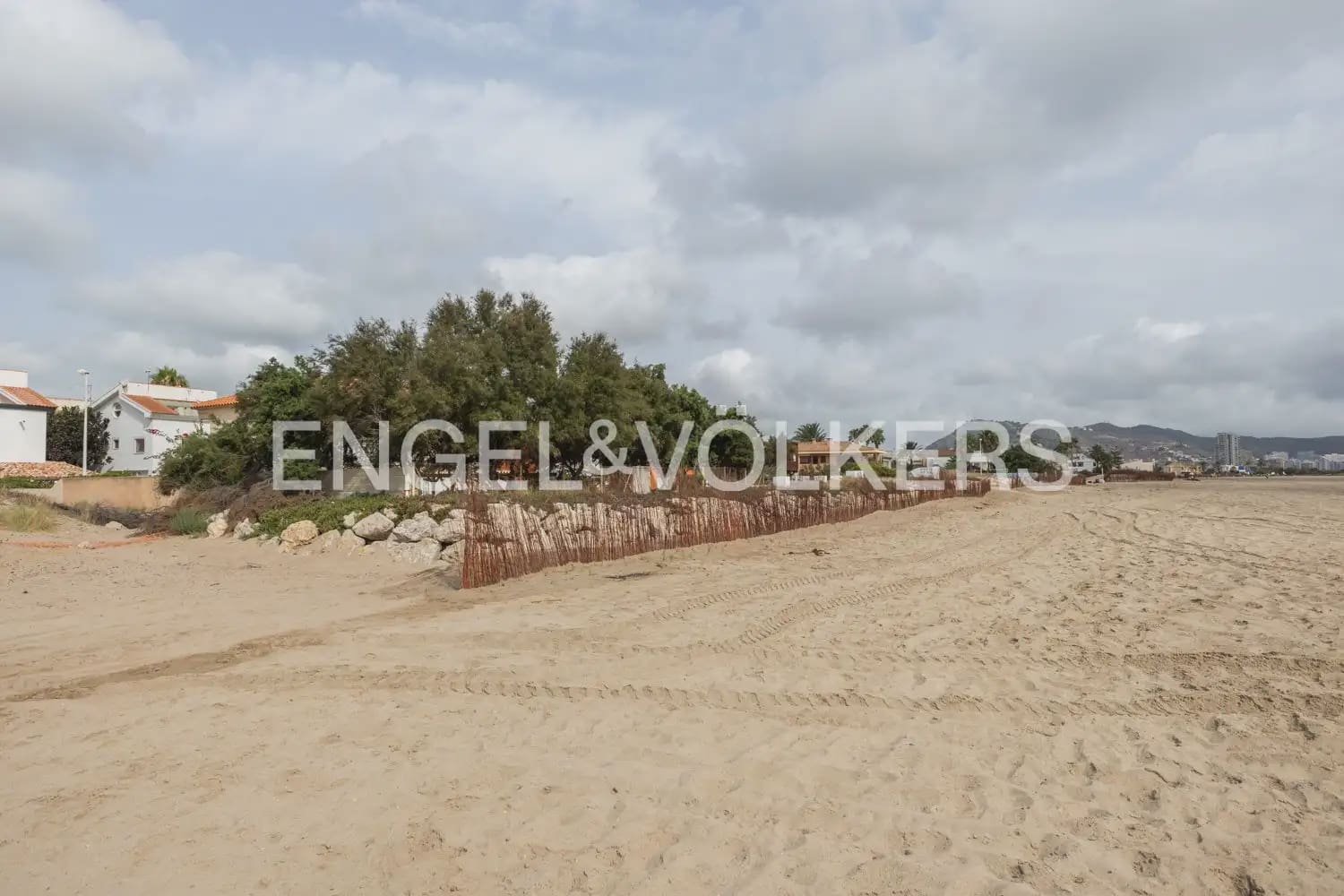 4 bedroom Villa for sale in Cullera with garage - € 700,000 (Ref: 9973751)