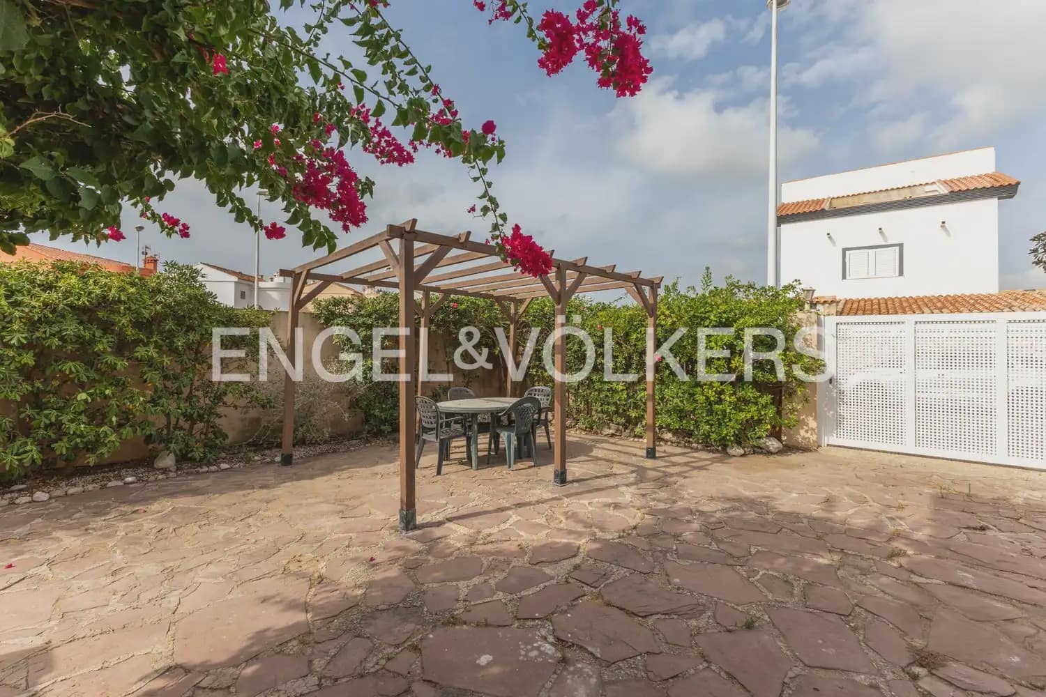 4 bedroom Villa for sale in Cullera with garage - € 700,000 (Ref: 9973751)