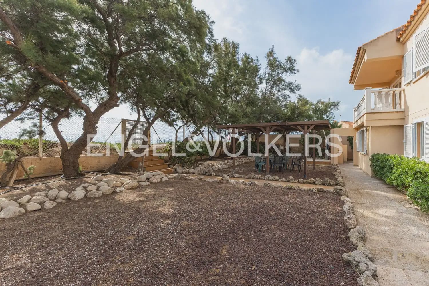 4 bedroom Villa for sale in Cullera with garage - € 700,000 (Ref: 9973751)