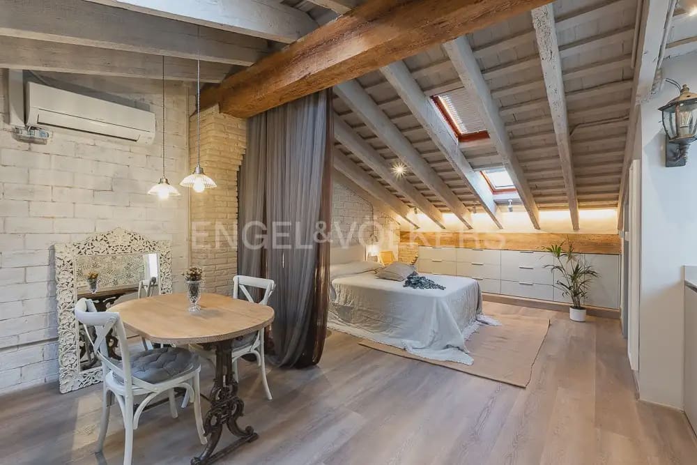 1 soverom Leilighet til leie i Valencia by - € 1 350 (Ref: 9973873)