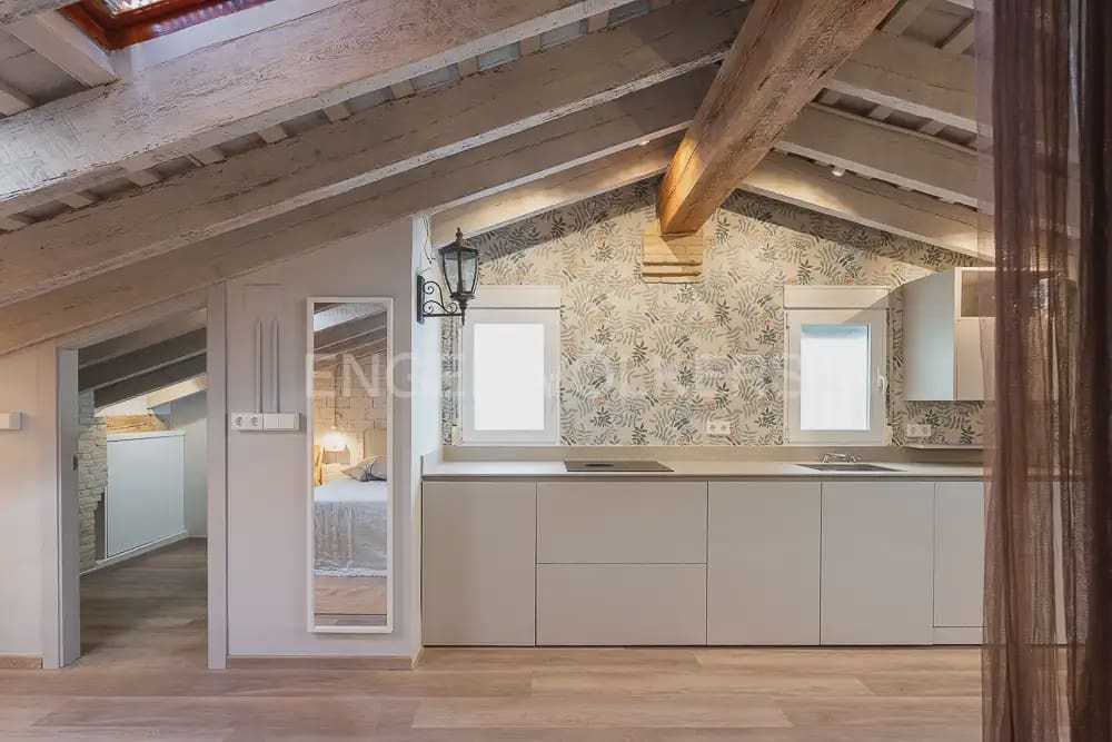 1 soverom Leilighet til leie i Valencia by - € 1 350 (Ref: 9973873)
