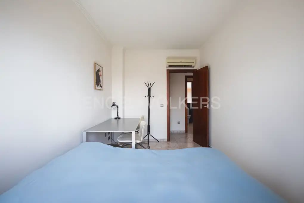 5 bedroom Flat for rent in Valencia city - € 2,300 (Ref: 9973874)