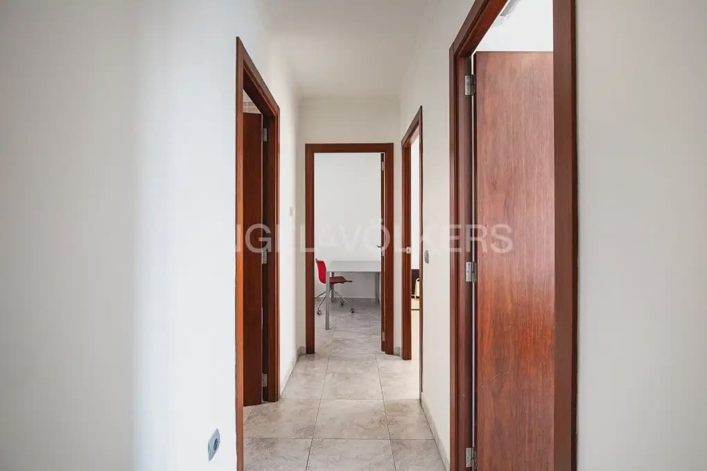 5 bedroom Flat for rent in Valencia city - € 2,300 (Ref: 9973874)