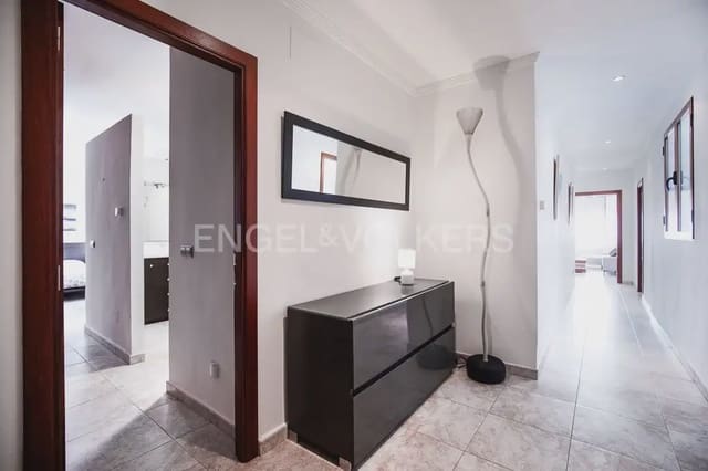5 soverom Leilighet til leie i El Mercat, Valencia by - € 2 300 (Ref: 9973874)