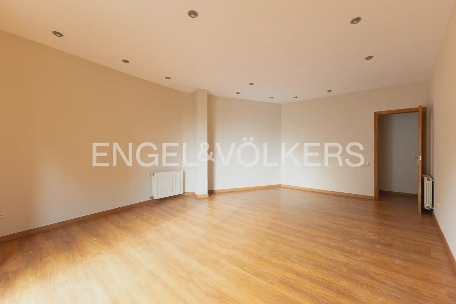 2 camera da letto Appartamento da affittare in Valencia citta - 2.000 € (Rif: 9973875)