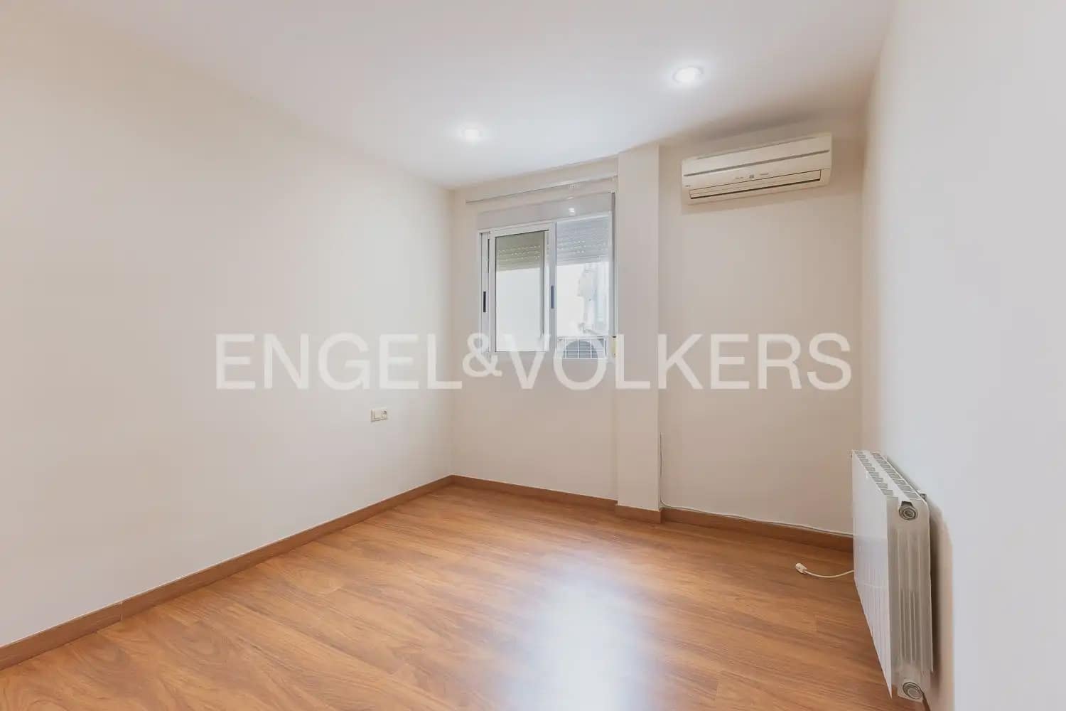 2 camera da letto Appartamento da affittare in Valencia citta - 2.000 € (Rif: 9973875)