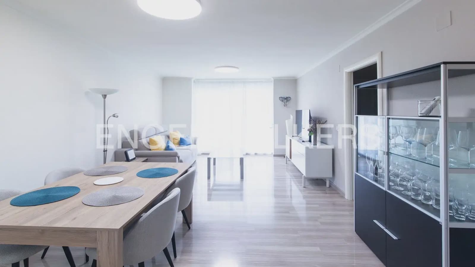 2 bedroom Flat for rent in Javea / Xabia with pool garage - € 1,800 (Ref: 9973876)