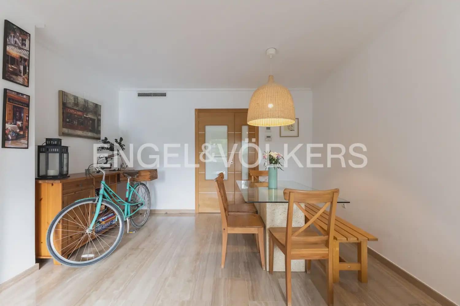 3 bedroom Flat for rent in Javea / Xabia with pool garage - € 1,800 (Ref: 9973877)