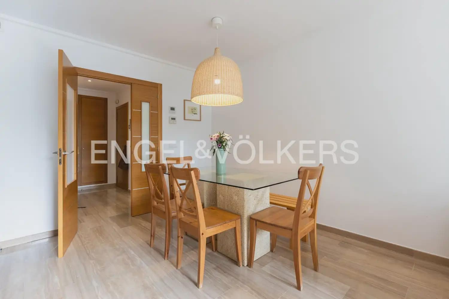 3 bedroom Flat for rent in Javea / Xabia with pool garage - € 1,800 (Ref: 9973877)