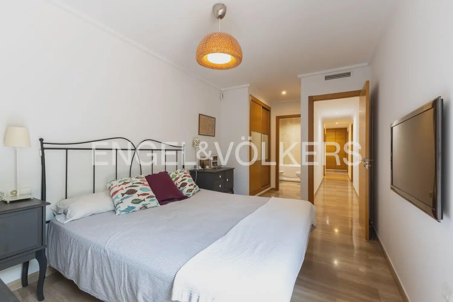 3 bedroom Flat for rent in Javea / Xabia with pool garage - € 1,800 (Ref: 9973877)